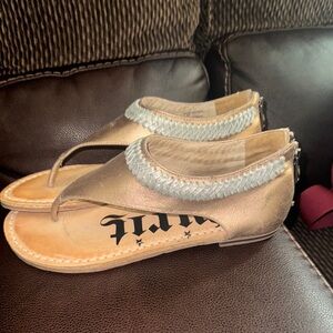 Lucchese boot co spirit sandals